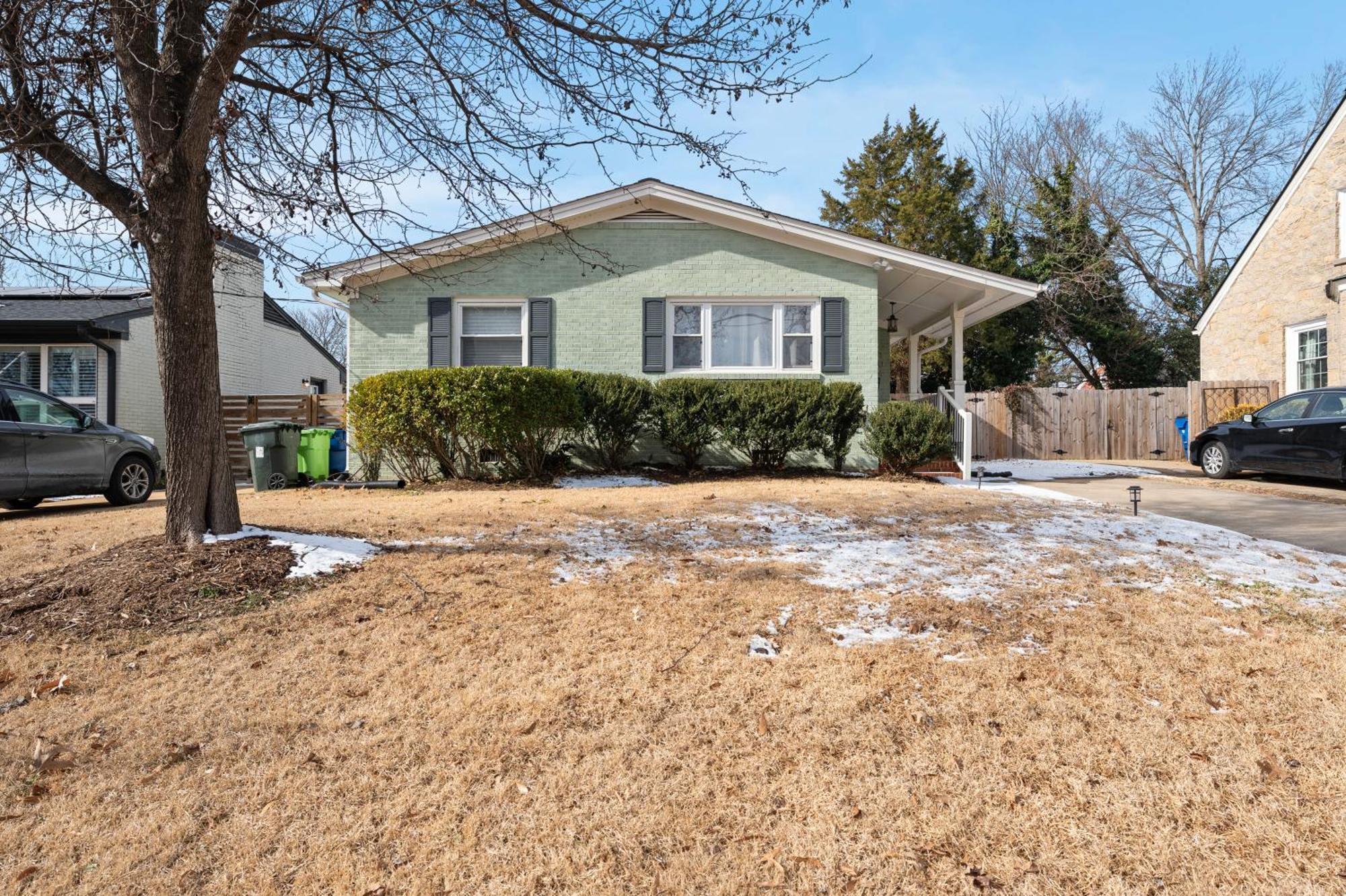 Charming Dt 3-Bed Bungalow With Fenced-In Yard Ρόλι Εξωτερικό φωτογραφία